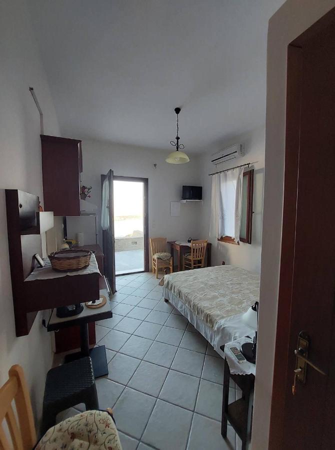 Villas El Paradiso Kouroupi Exteriör bild